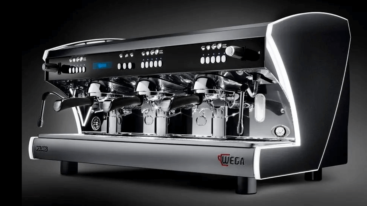 Polaris: a coffee machine with character